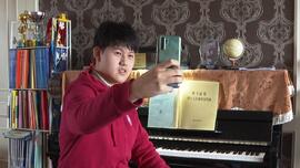 16岁上复旦 他试图寻找音符中的数学规律