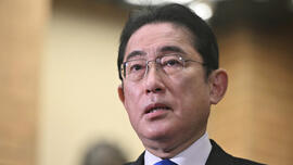 岸田拒绝与离任中国大使会面 遭日本国内抨击