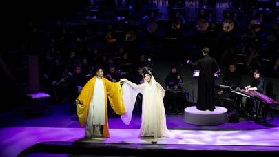 香港中乐团与张军首创跨界交响《月满长生殿》