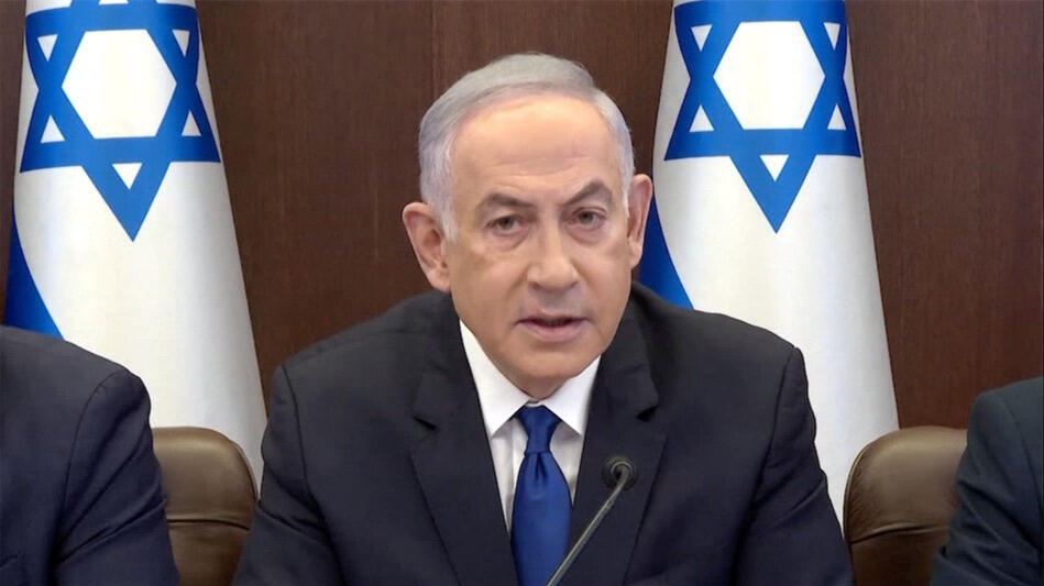 内塔尼亚胡成功接受疝气手术 民众游行让他下台_看看新闻网