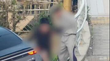 醉驾撞车全员弃车跑路 警察上门司机躲空调外机