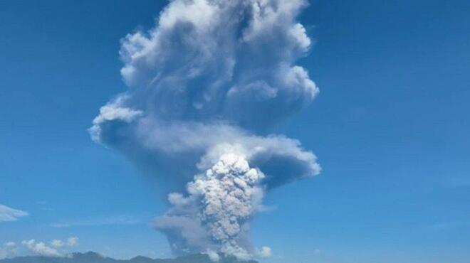 印尼火山喷发已致3人死亡 中国总领馆发安全提醒