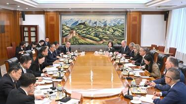 国家发改委主任郑栅洁会见波音公司总裁