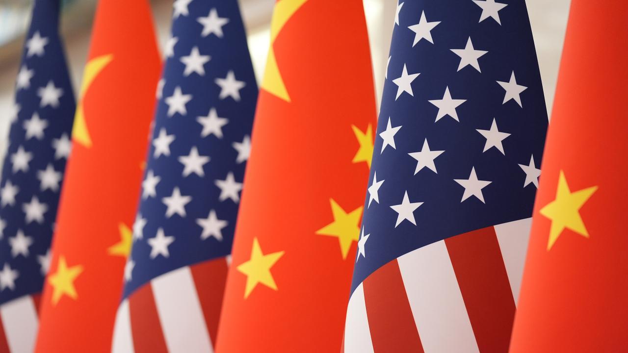人民日报钟声：相向而行，共同开启中美关系新篇章
