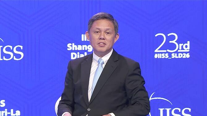 新加坡防长写打油诗总结"香会" 现场用中文朗读