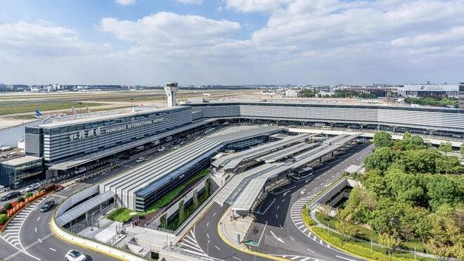 受台风影响上海两大机场9日调减取消近六成航班