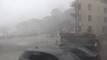 台风“沙德尔”在台州玉环市坎门街道沿海登陆