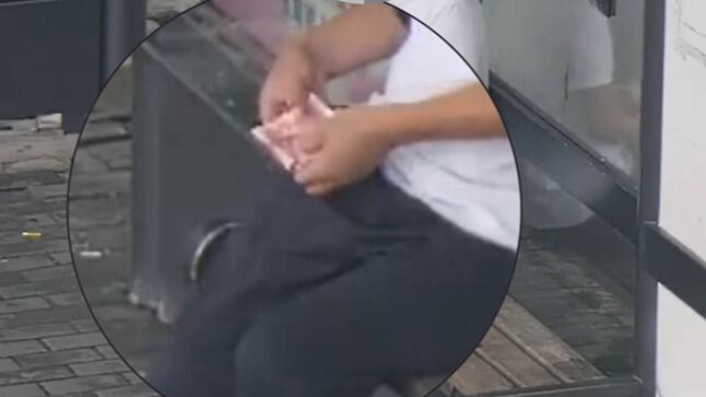 公交站惯偷“重操旧业”   金山警方当日破案