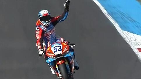 “张雪机车”WSBK法国站夺得杆位 车手包揽前二