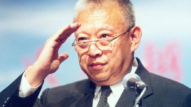 回顾董建华两次宣誓就任香港特别行政区行政长官