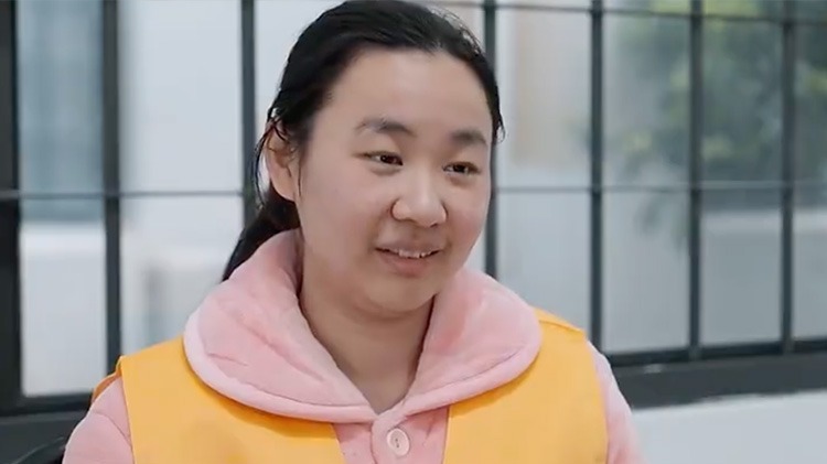 明珍珍死刑前接受采访 毫无悔意甚至带着笑意