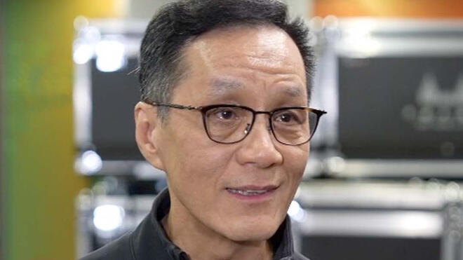 北京人艺院长冯远征吐槽：招不到胖子和矮个儿演员