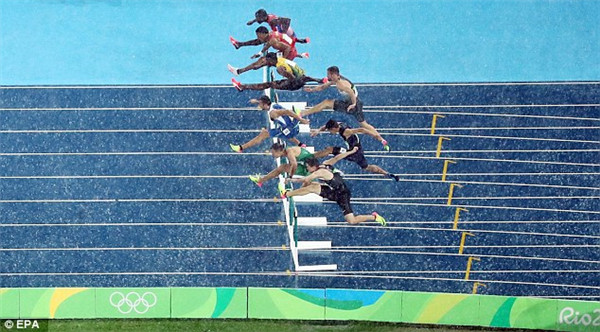 奥运会跨栏图片