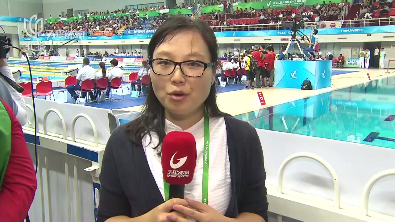 全运会游泳比赛开战 上海选手周敏惊喜夺冠_看看新闻网
