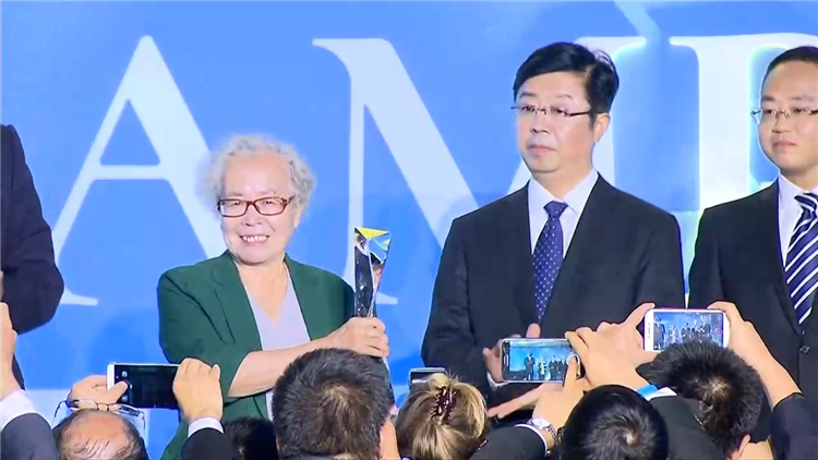 视频感人30年来这群人只做了一件事如今获联合国地球卫士奖