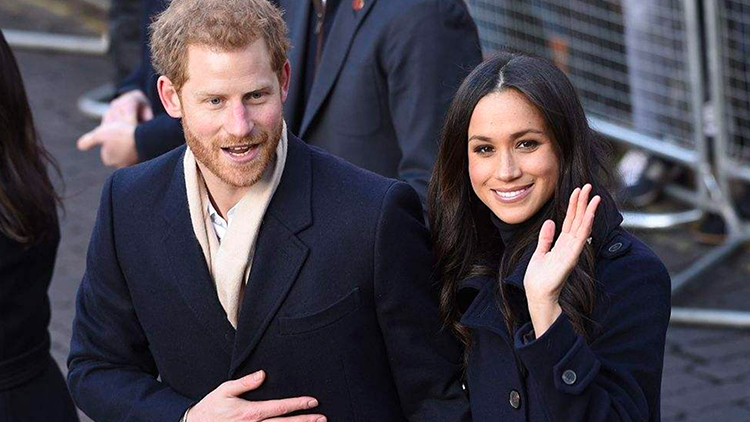 视频震惊哈里王子夫妇宣布退出王室未征询女王意见