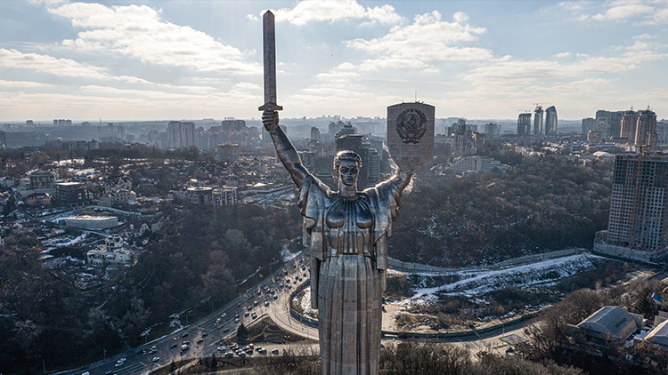 乌文化部长:超85%受访者支持更换基辅祖国母亲雕塑上的苏联国徽时讯
