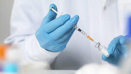 中疾控：新近新冠感染者近期不建议接种新冠疫苗